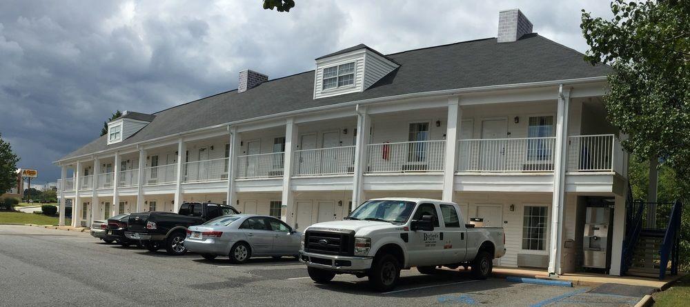 Baymont By Wyndham Anderson Clemson Hotel Exterior foto
